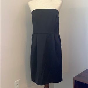 EXPRESS design studio LBD